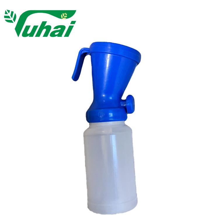 Medicated Foam Bath Cup for Nipple Disinfection and Milking Parlor Use
