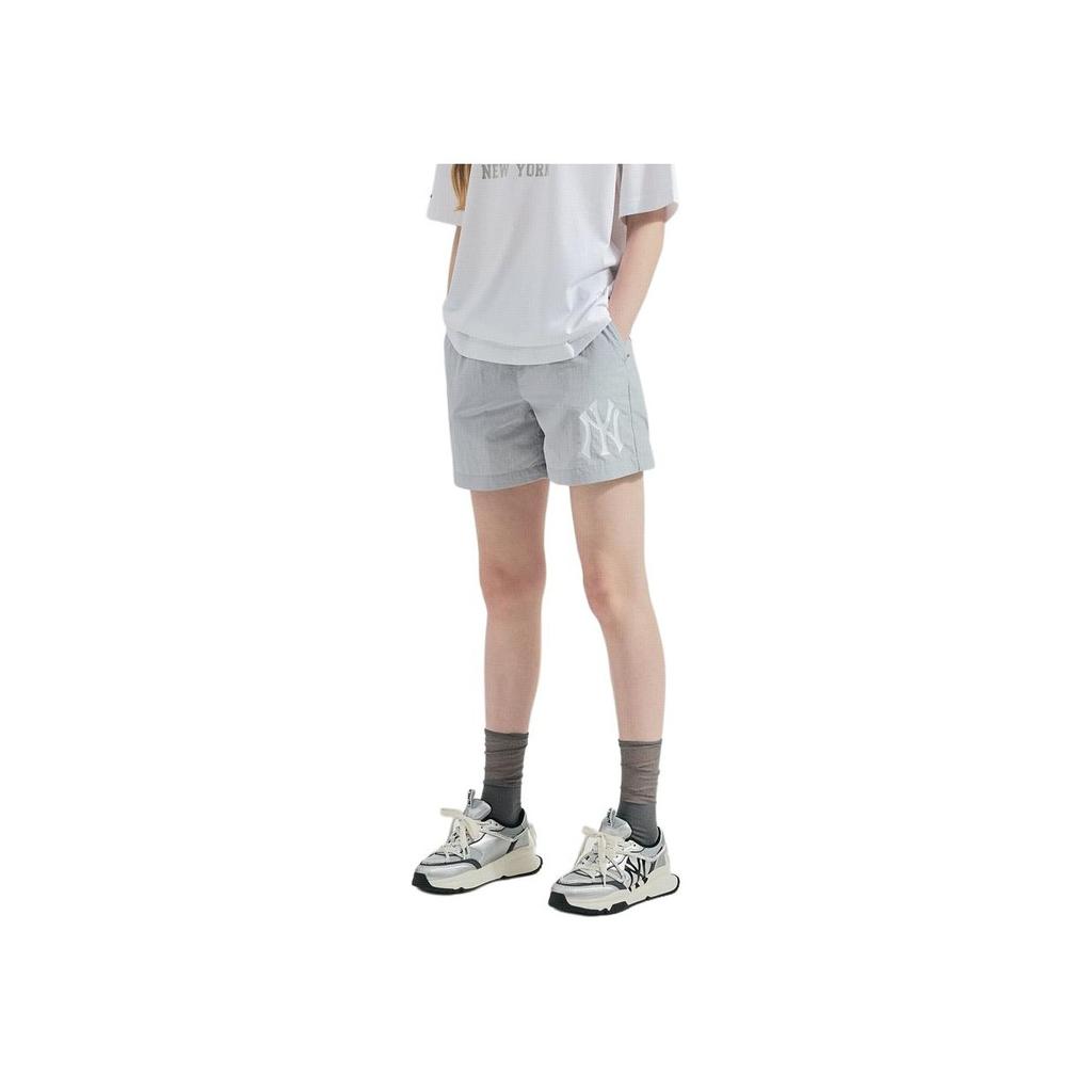 New MLB New York Yankees Casual Shorts Unisex Gray 3ASMB0243-50GRL