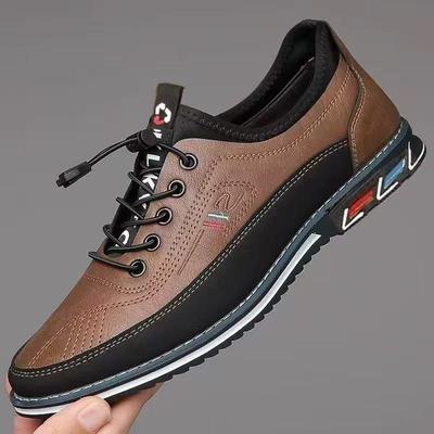 Herrenschuhe in Übergröße schlichte Mode lässige Herrenschuhe Stickerei leichtgewichtige Einschlupf-Lederschuhe Schuhe mit weicher Sohle Herren