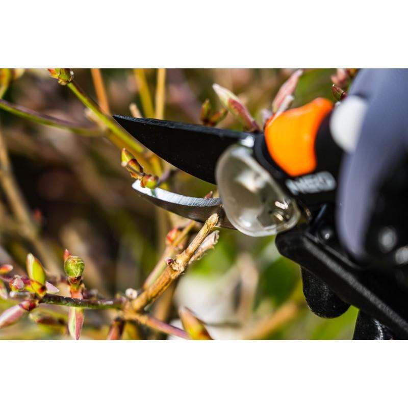 By-Pass Pruning Shear 200 Mm, Range Up To 18 Mm, Gear - T N15-204