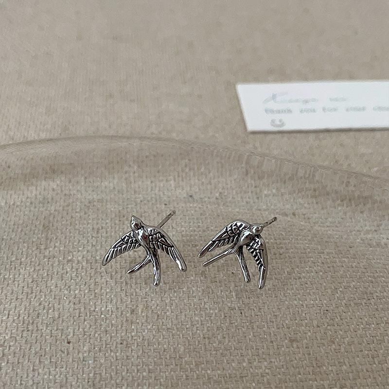 

Серьги-гвоздики в стиле ретро «Старая ласточка» для женщин, легкие, роскошные, изысканные, элегантные, индивидуальные, модные, уникальные, универсальные серьги