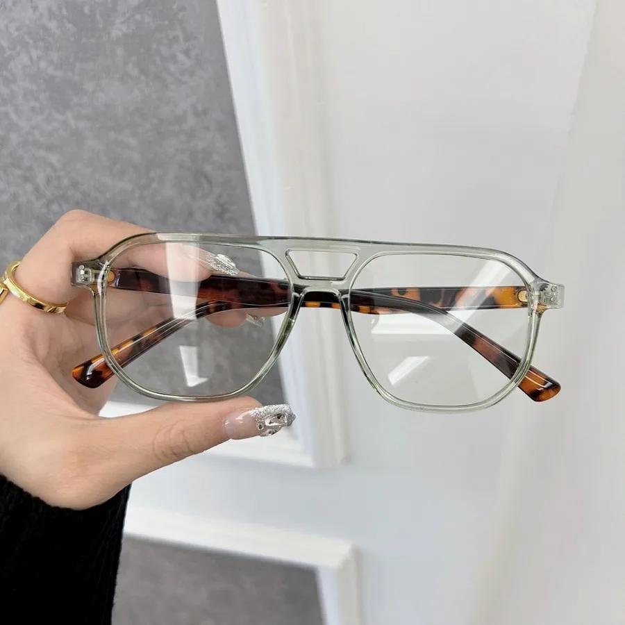 Fashion Luxurious Square Eyeglasses Frames Women Men Transparent Clear Brand Designer Optical Lovely Frame Oculos