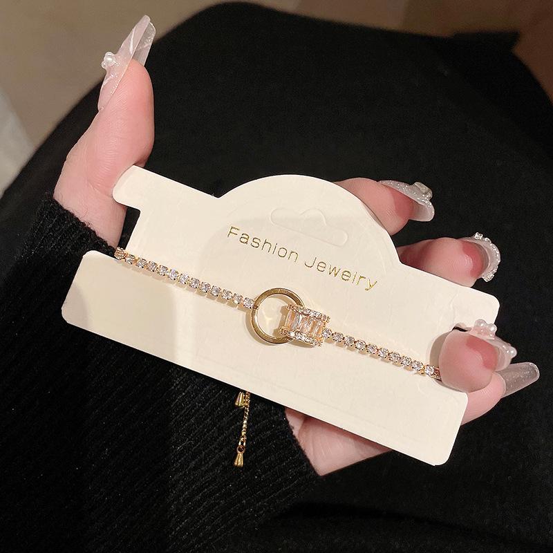 Pulsera Coreana de Zircón Esmeralda y Diamantes - Joyería de Amistad Brillante de Alta Gama para Mujeres a la Moda