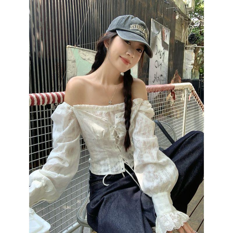 Kumikumi White off-Shoulder Embroider Lace Blouse Women Early Autumn New All-Matching Slimming Unique Elegant Tops