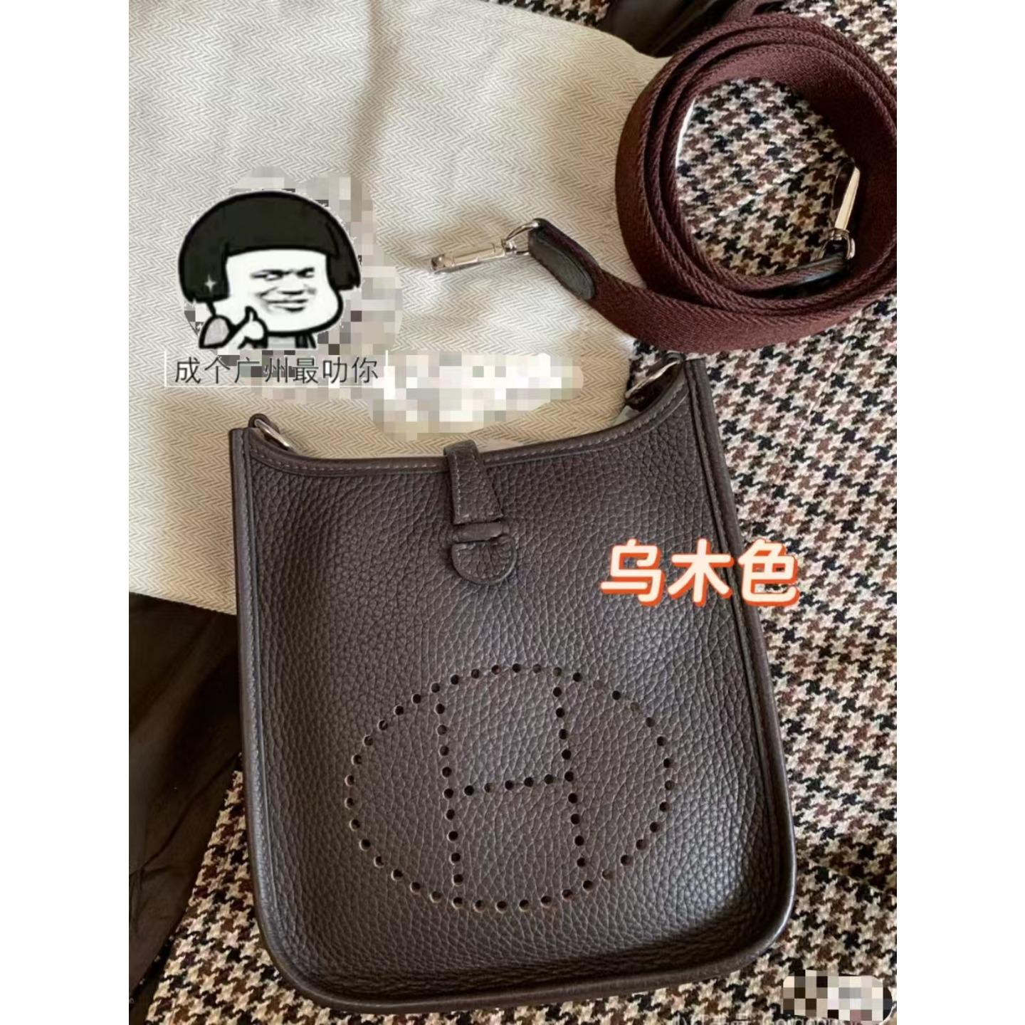 

Guangzhou factory handmade wax thread TC first layer cowhide small genuine leather women s bag single shoulder oblique span hollow square bag 16x5.5x18cm