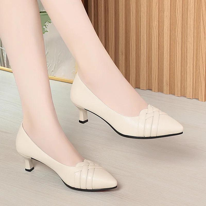 5cm Breathable Pointed Toe Shallow Mouth Soft Leather Shoes Women Pumps 2025 Fall Med Kitten Heels Shoes for Office Mom Work