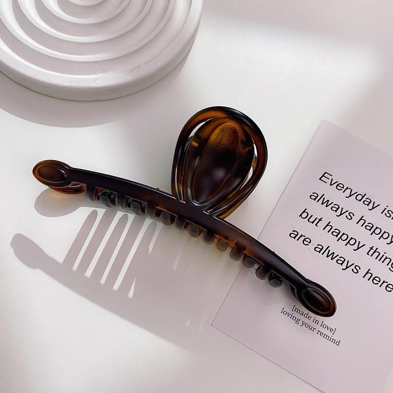 Stylish French Vintage Extra Large Hair Claw Clip For Women In Versatile Colors