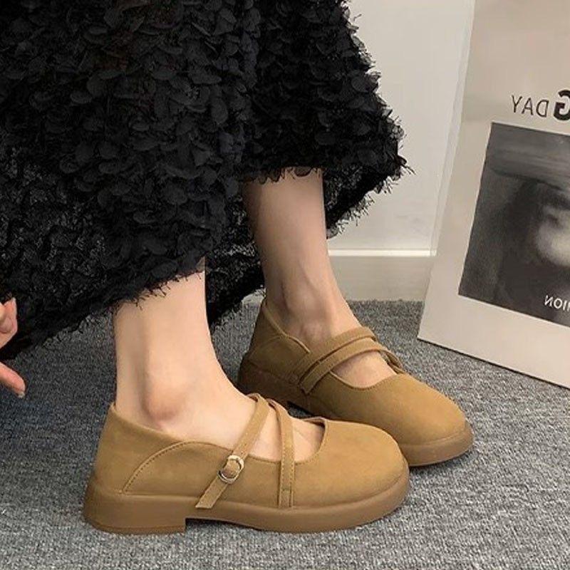 Mary Jane small leather shoes women's 2026 new autumn evening shoes spring and autumn skirt flat-bottomed French single shoes