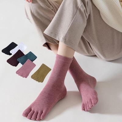 Unisex Κάλτσες Πέντε Δακτύλων από Βαμβάκι για Όλες τις Εποχές - Αναπνέουσες, Μονόχρωμες, Μήκους Μέσης Κνήμης για Αθλητισμό και Αναψυχή.