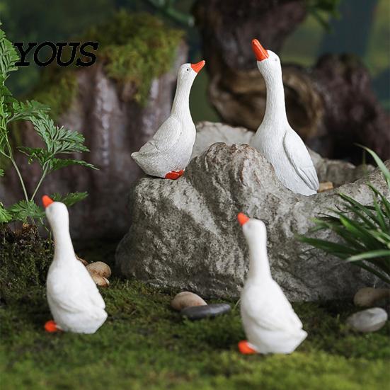 Weather Resistant Garden Decor Realistic Goose Ornament, Miniature Resin Figurine, Statue Yard Figurines for Outdoor Micro Landscape Bonsai Patio