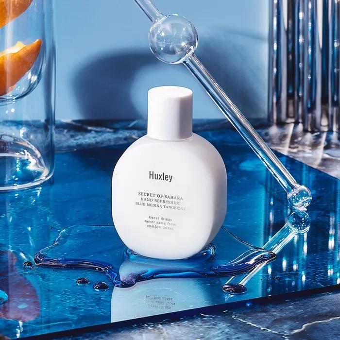 Choose one of 6 types of Perfume Hand Refresher 55ml