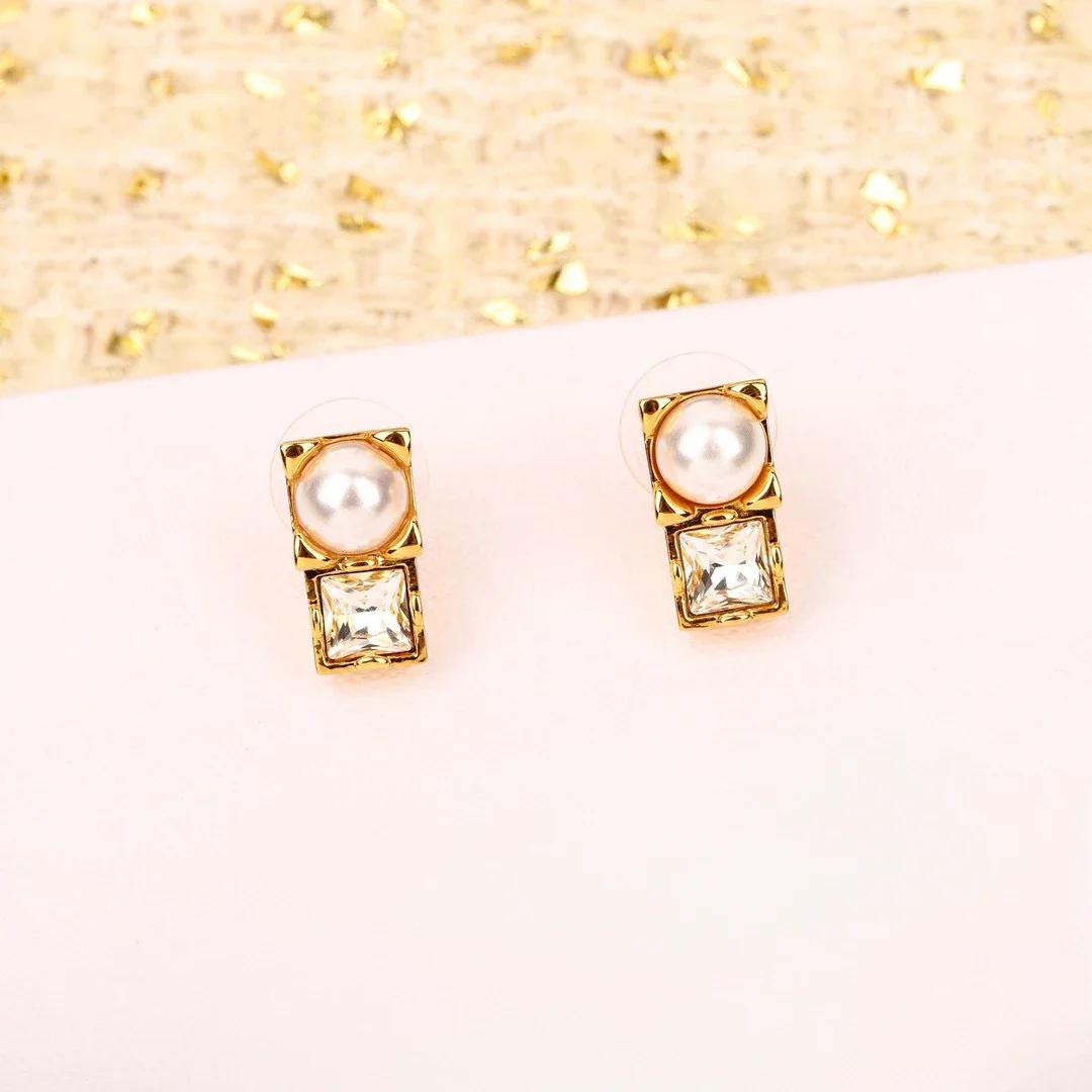 

Musla Hot Sale Vintage Earrings for Women Luxury Jewelry Fashion Pearl Designer Eardrop Pure 925 Sliver Lady Party Stud Earrings