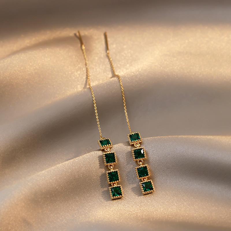 S925 Silver Emerald Square Tassel Earrings - Elegant All-Match Design for Women