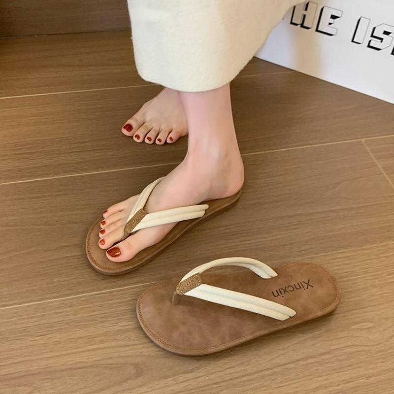 Beach Flat Bottom Sandals Women's Outdoor Wearable Slip-On Flip Flops French Evening Breeze High-End Sensation Summer New Style