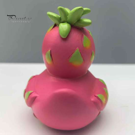 Creatieve Figuur voor Slaapkamer Whimsical Watermeloen & Pitahaya Eend Figuur, Grappig Hars Beeldje, Schattige Dierlijke Verzamelobjecten Bureau Decoratie Huis