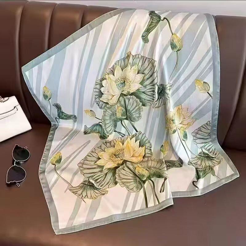 Neuer 70 * 70 cm quadratischer Schal im koreanischen Stil, Seidenschal, Ganzjahres-Sonnenschutzschal, Tasche binden, Stirnband, vielseitig