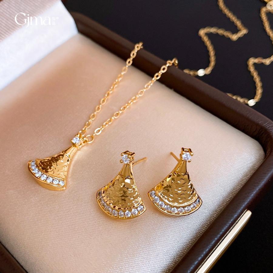 18k real gold electroplated new Chinese zircon geometric fan necklace women's sweater chain necklace