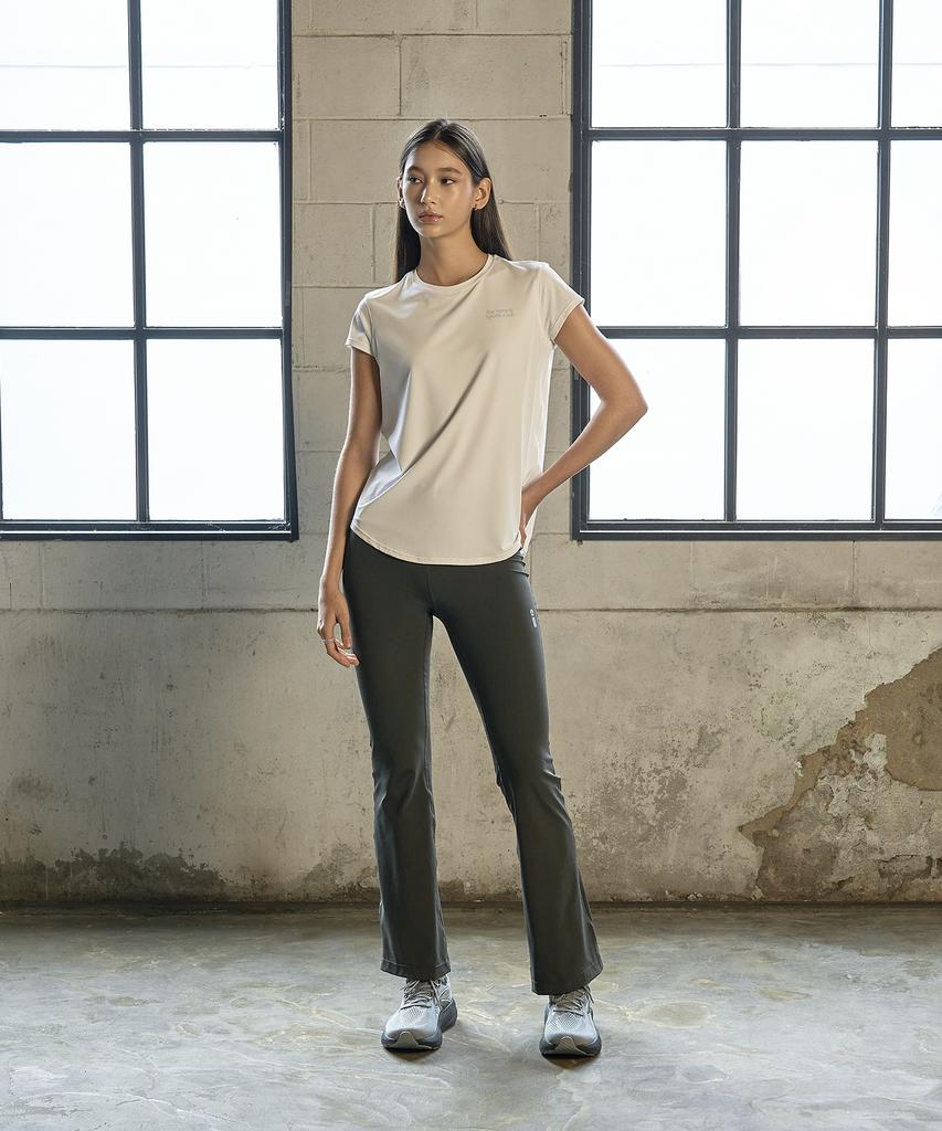 Ibanenecheu Light Balance Cooling T-Shirt - White