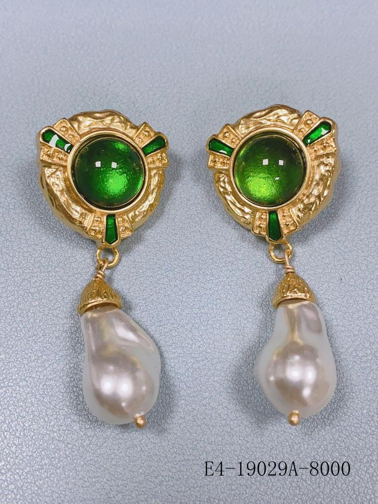 Vintage Grüne Perlenohrringe mit Blumenfaden - Damen Übertriebene 925 Glasstecker