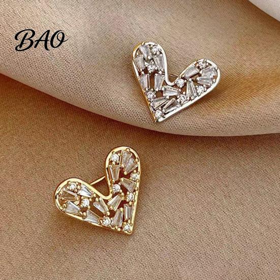 Decorative Alloy Brooch Mini Love Heart Pin, Silver Golden Plated Shape Fashion Jewelry Accessories Lapel Hats Bags Scarves Clothes Accessory Evening
