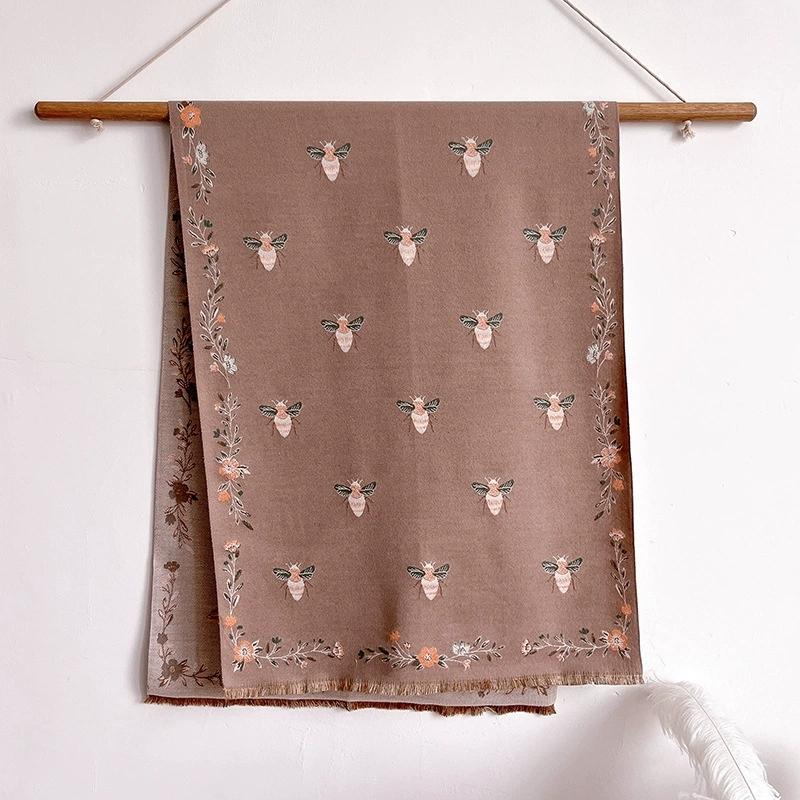 Autumn And Winter Warm Scarf For Women Retro Jacquard  Scarf With Tassel Luxury Faux Cashmere New Scarves And Shawls