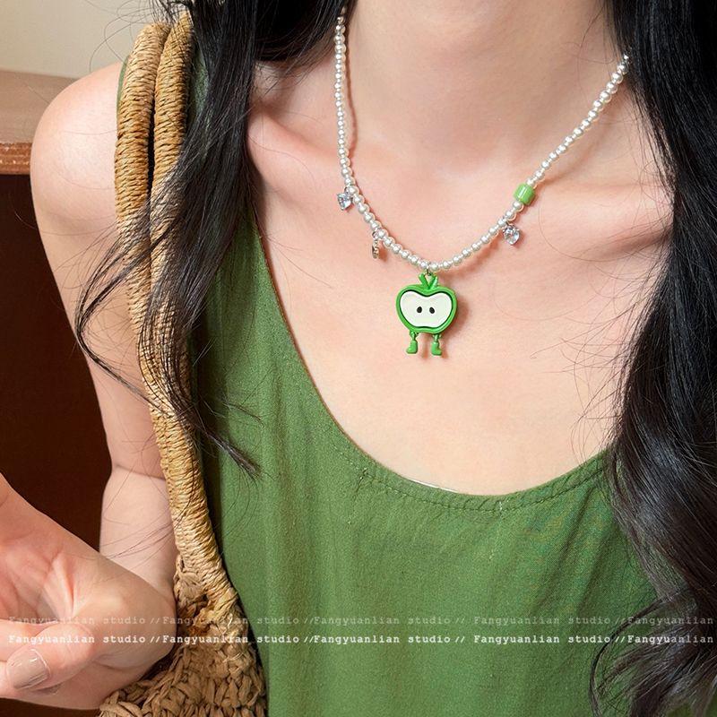 Collier Pendentif Pomme pour Femmes - Design Dessin Animé Huile Goutte Acrylique Chaîne Pull