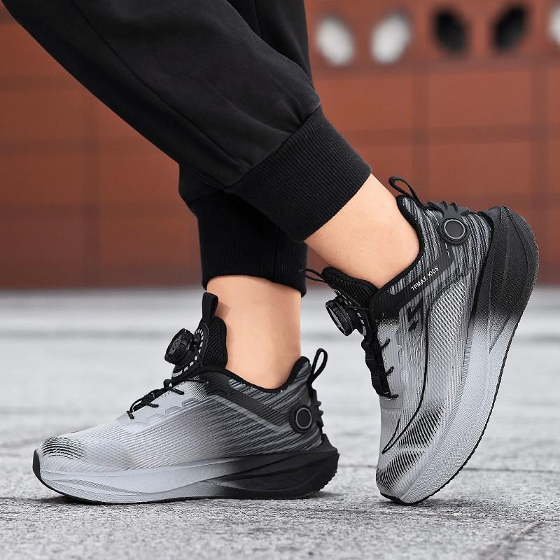 Boys Running Shoes Lightweight Breathable Mesh Athletic Sneakers Kids Teens Sports Outdoor Activity