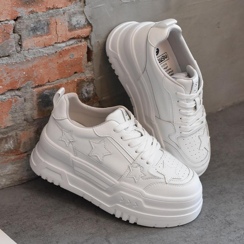 Small Height Increase Thick-soled Soft Leather Female New Student Comfortable Versatile Star Non-slip Board Shoes