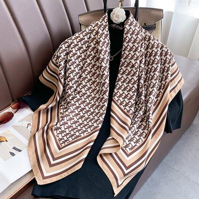 New Square Scarf Temperament Versatile Vacation Beach Scarf Scarf Scarf Women High-end Spring and Autumn Summer Women