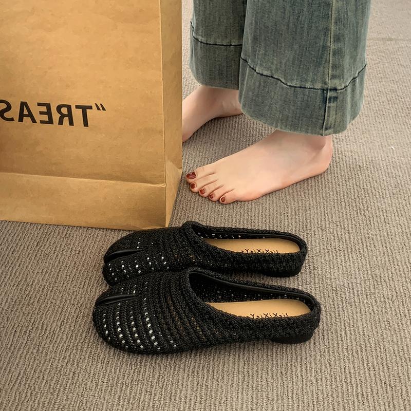 Fashion Lightweight, comfortable and soft Style Women's Knitted Shoes Outdoor Wear New 2025 Slippers Fashionable shoes