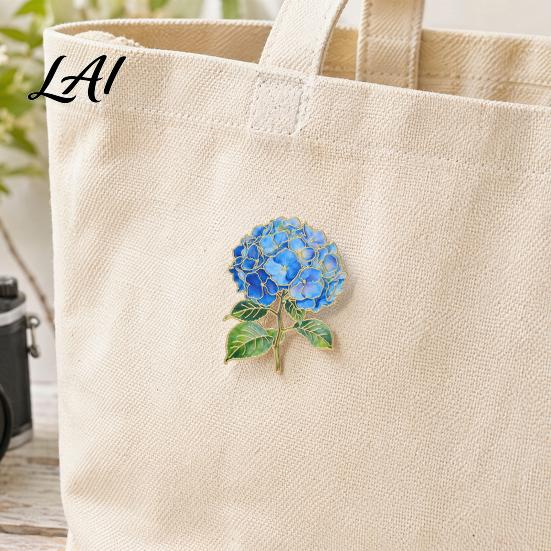 Literary Style Brooch Pin Enamel Flower Design with Smooth Edges Durable Pin Lightweight Zinc Alloy Badge for Jackets Scarves Bags Gift Artistic