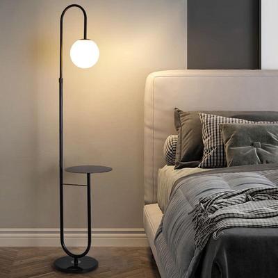 Moderne Nordische LED-Stehleuchte