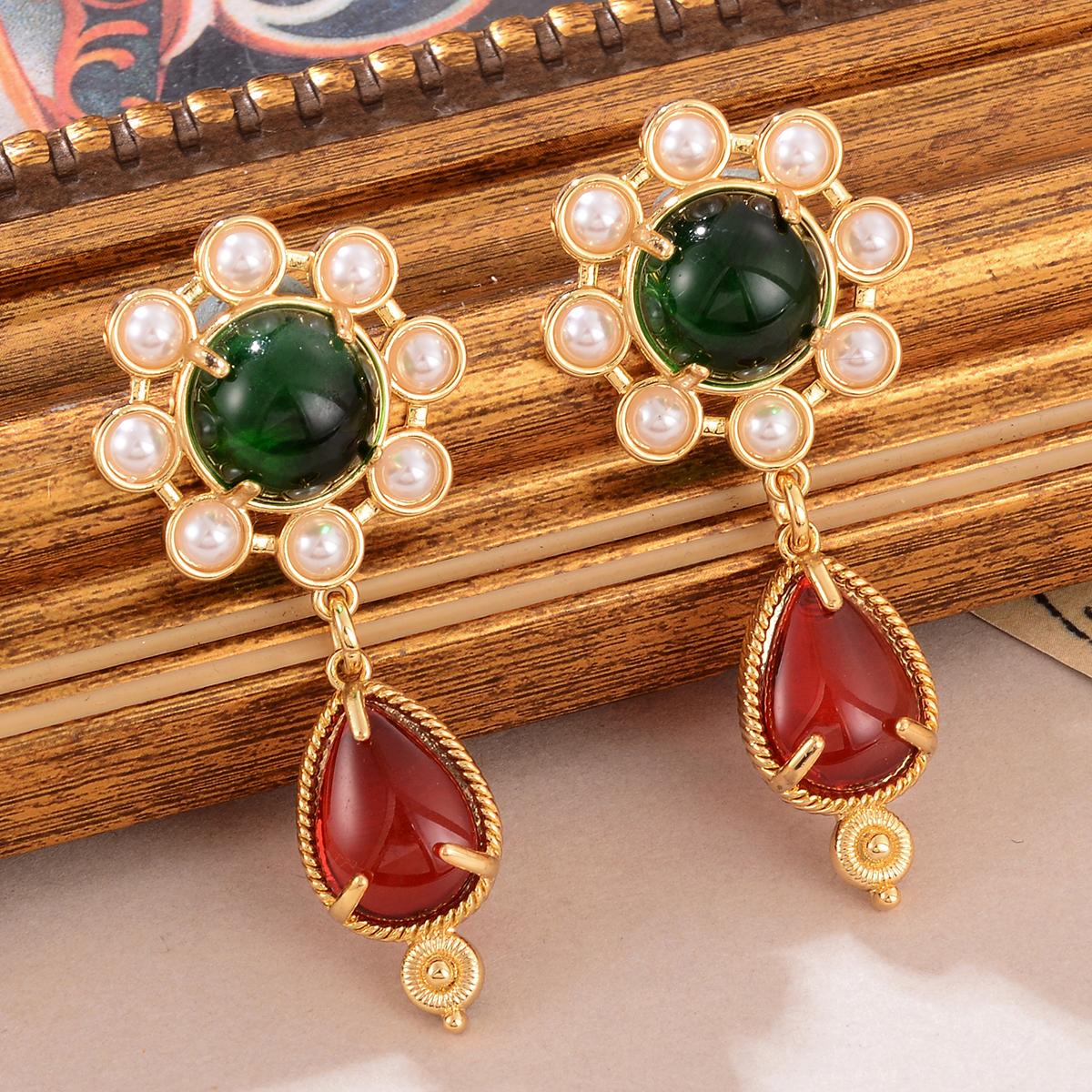 Vintage Inspired Pearl & Emerald Green Red Teardrop Dangle Earrings for Women - Elegant 18K Gold Plated Fashion Jewelry