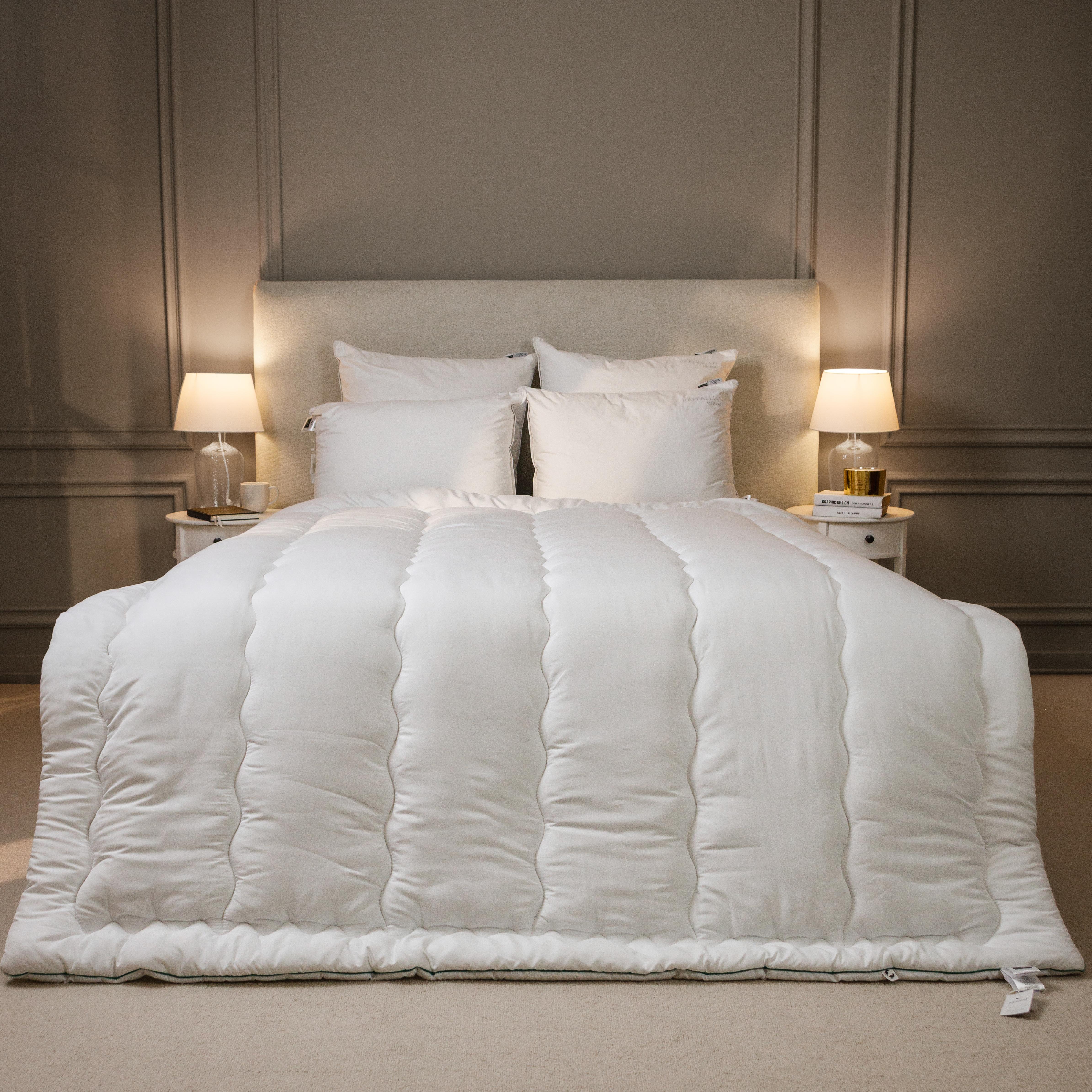 

Polyester (Anti-Allergen) Duvet Eco Line Hand Made №074 100% polyester, 100% polyester filling. All Seasons. 135*200 білий