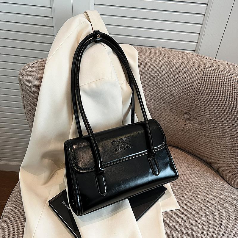 Large-capacity Bag Women's Spring and Summer 2025 New Niche Design Shoulder Underarm Bag Korean Version Women's Commuter Tote Bag