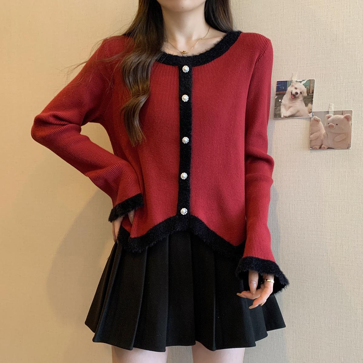 

Женский свитер большого размера с цветными блоками, круглым вырезом и рукавами-клеш 3XL (180-210 jin) красный