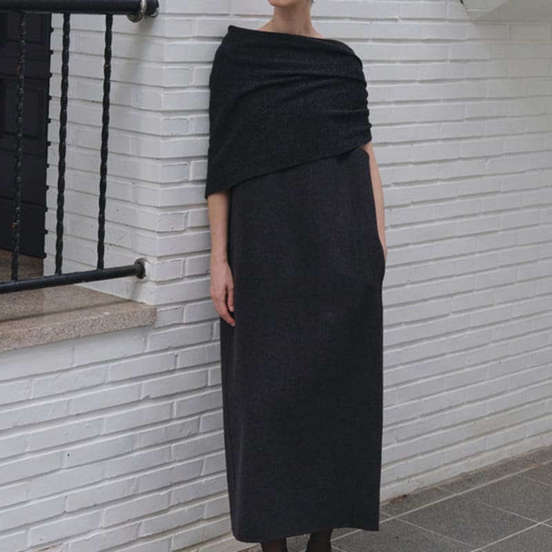 RRACE [1st Reorder] Wrap Knit Scarf_Charcoal