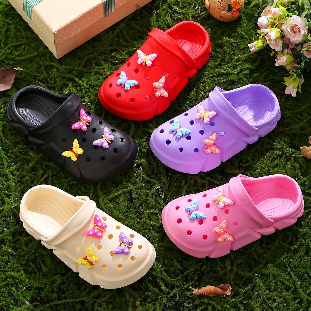 Casual Breathable Clogs With Cute Cartoon Charms For Girls, Slip-on Beach Slide, Anti Slip Garden Clog Shoes For Beaches 3057