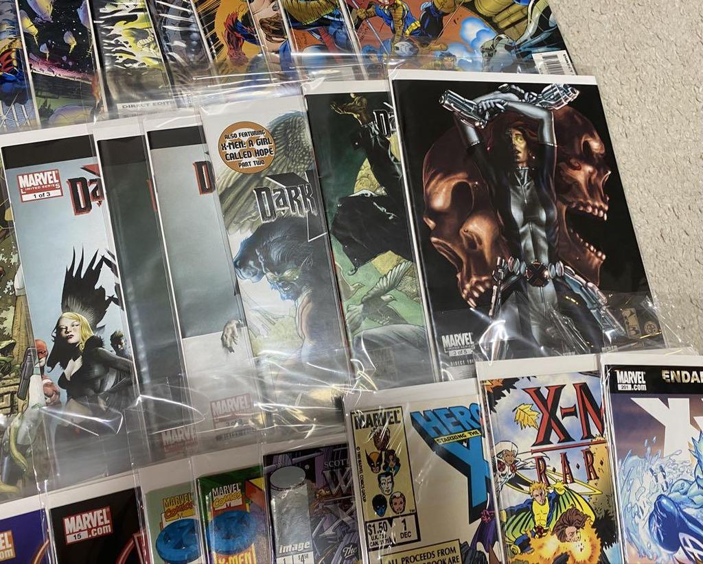 [USED] X-Men related American comic book set of 50 American comic book leaf