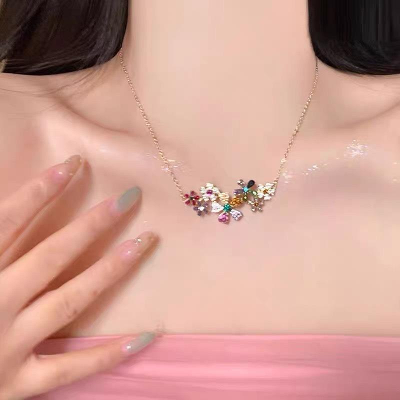 Titanium Steel Non-fading Small Waist Necklace Women's Summer Niche Design Accessories Collarbone Chain Pendant