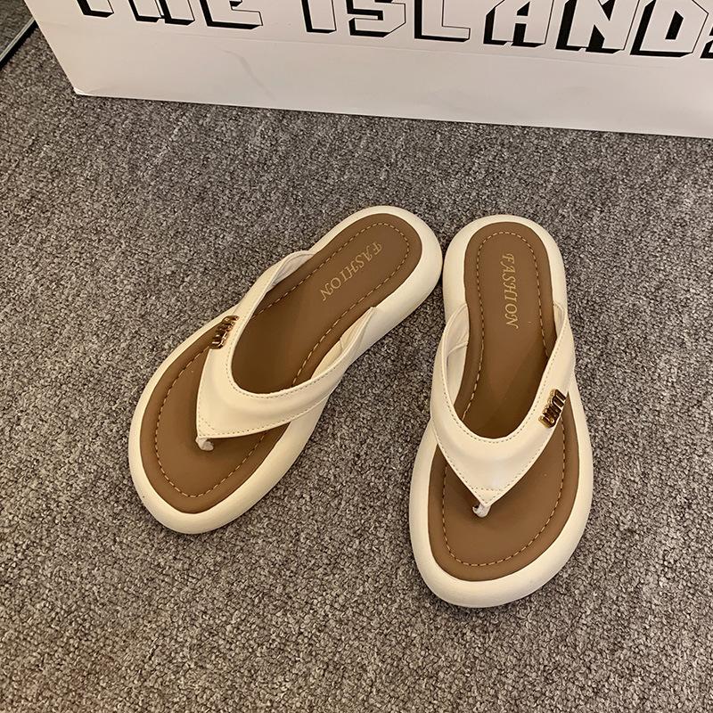 

Pinch-toe flip-flops shoes women s summer wear splint cool slippers new toe beach sandals 40
