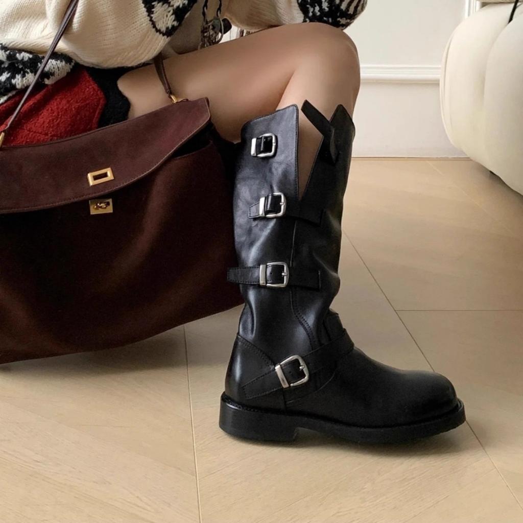 Korean Washed Cowhide Martin Boots Women's Belt Buckle Boots 25 Autumn and Winter New Buckle High Boots Medium Boots