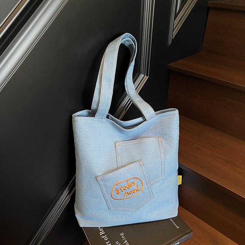 Denim casual bag women's 2025 new popular fashion shoulder bag large capacity class commuter tote bag