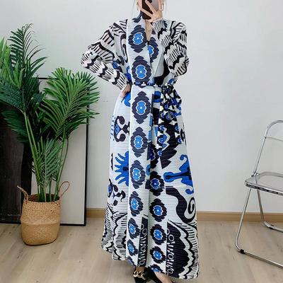 2024 Summer Women's Chic Middle East Pleated Robe Long Sleeve Cape Jacket