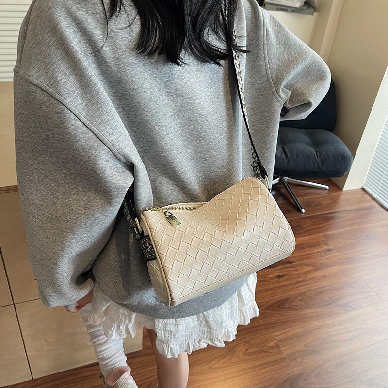 Today's Popular Small Bags Women's New Fashion Niche Broadband Shoulder Messenger Bags Women's Bags Pillow Bags