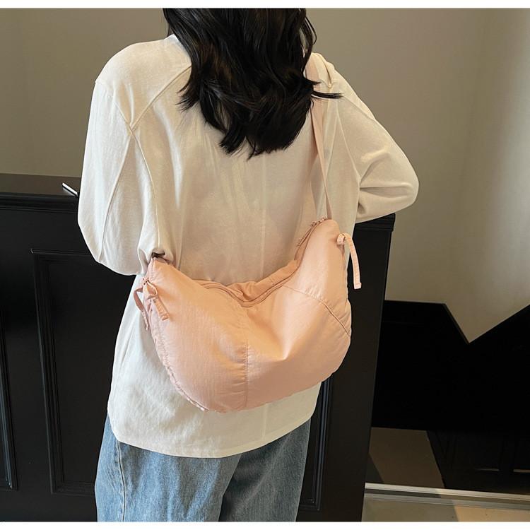 Nylon Crossbody Bag For Women With Zipper Closure And Large Capacity For Daily Use