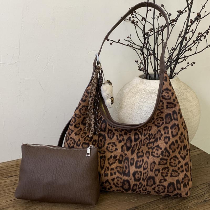 Mode Leopardenmuster Tragetasche Herbst neu große Kapazität personalisierte Schultertasche lässige Pendler Eimertasche