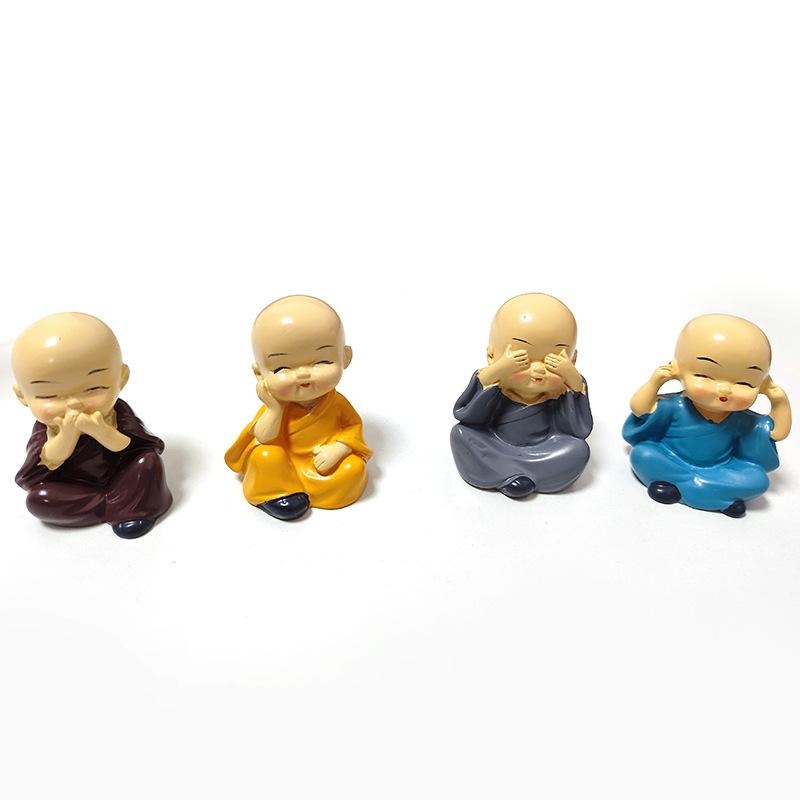 Vier Niet Kleine Monnik Hars Voertuig Decoratief Stuk Auto Ornament Tafeldecoratie Decoratief Item