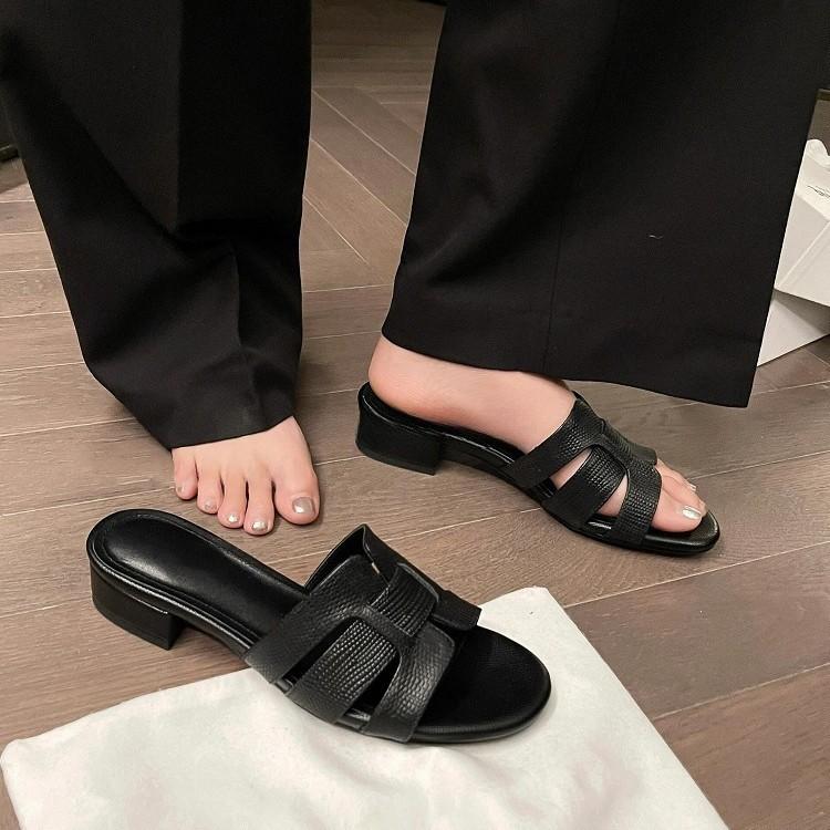 Temperament Versatile One-word Drag Thick Heel Outer Wear Wear Versatile Casual Soft Leather Woven Vacation Beach Cool Slippers Women's Summer