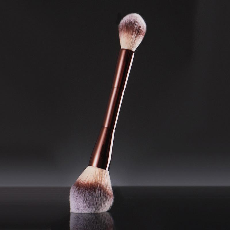 1Pcs Double Round Head Powder Brush Makeup Brush Soft And Skin-Friendly Fiber Hair  Design Face Brush